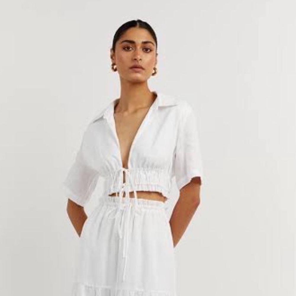 NWT - DISSH - Monty Linen Cropped Shirt in White